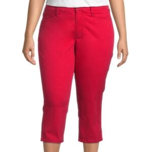 St John's Bay Red Capri Pants